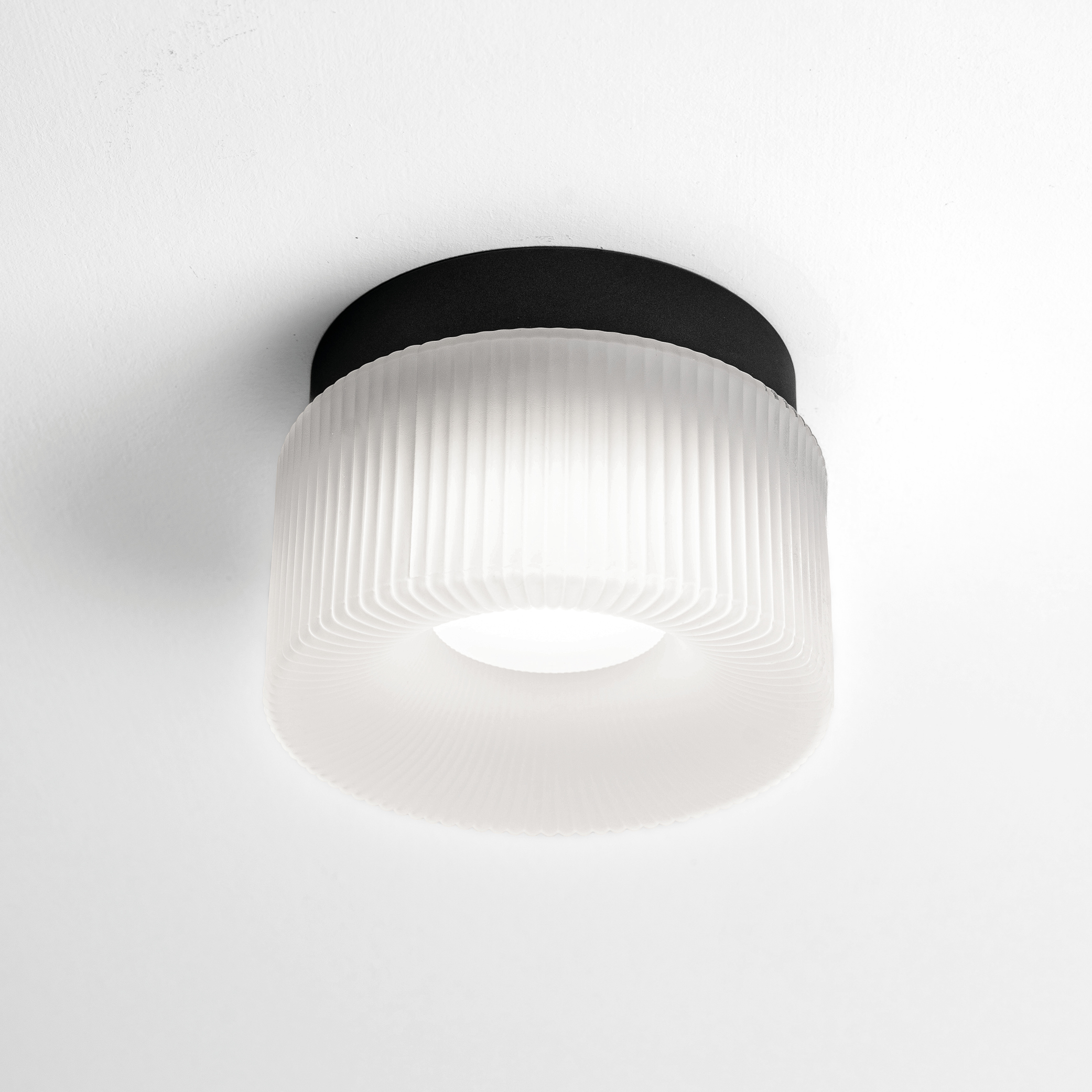PILASTRO PLAFONIERA/APPLIQUE BASE ANTRACITE + VETRO BIANCO SATINATO 1X12W LED GX53