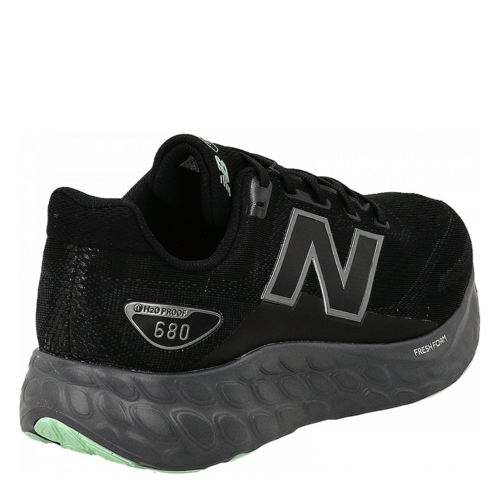FRESH FOAM 680 black