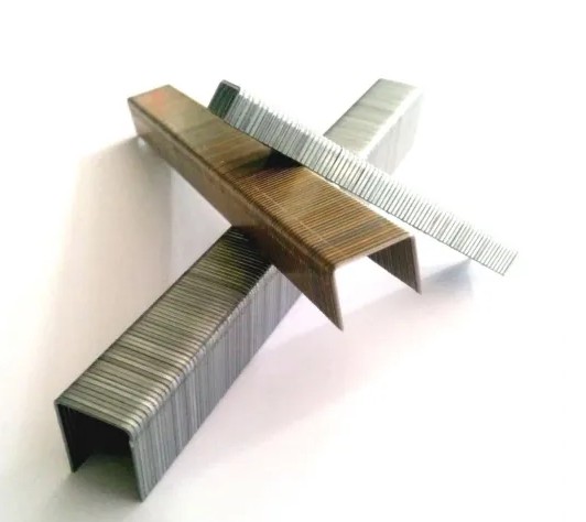 Graffe 84/16 mm CF. 8000 pezzi Omer