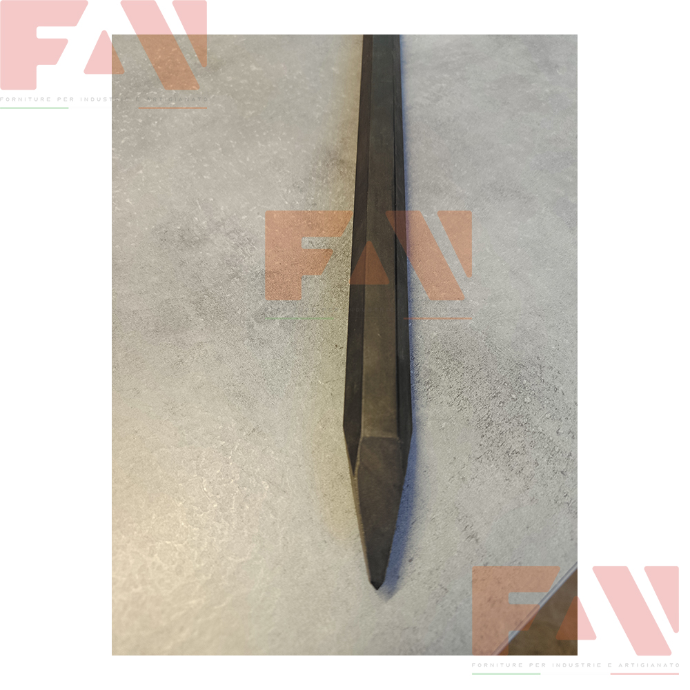 Scalpello a punta 40mm con attacco esagonale da 19mm