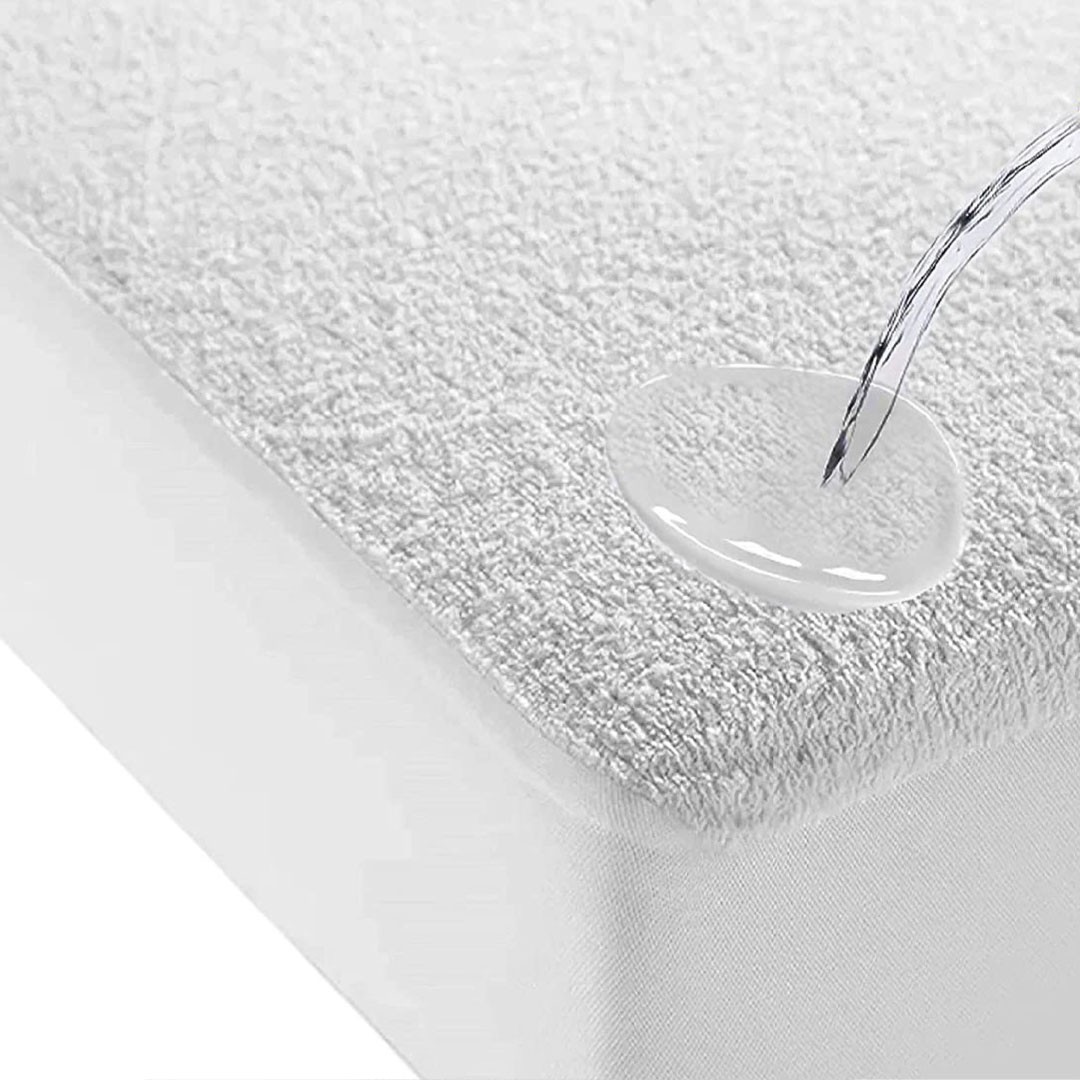 Salvamaterasso sanitario 160 gr/m2 francese in spugna con poliuretano