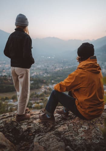 AUTUMN COMMUNITY SALE