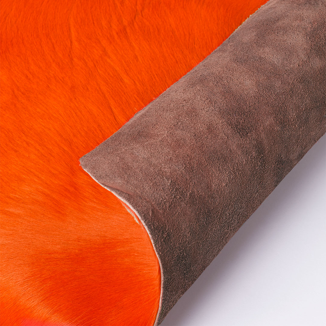 Tappeto PELLE COLORATA ARANCIO – Eleganza e stile con un tocco vivace