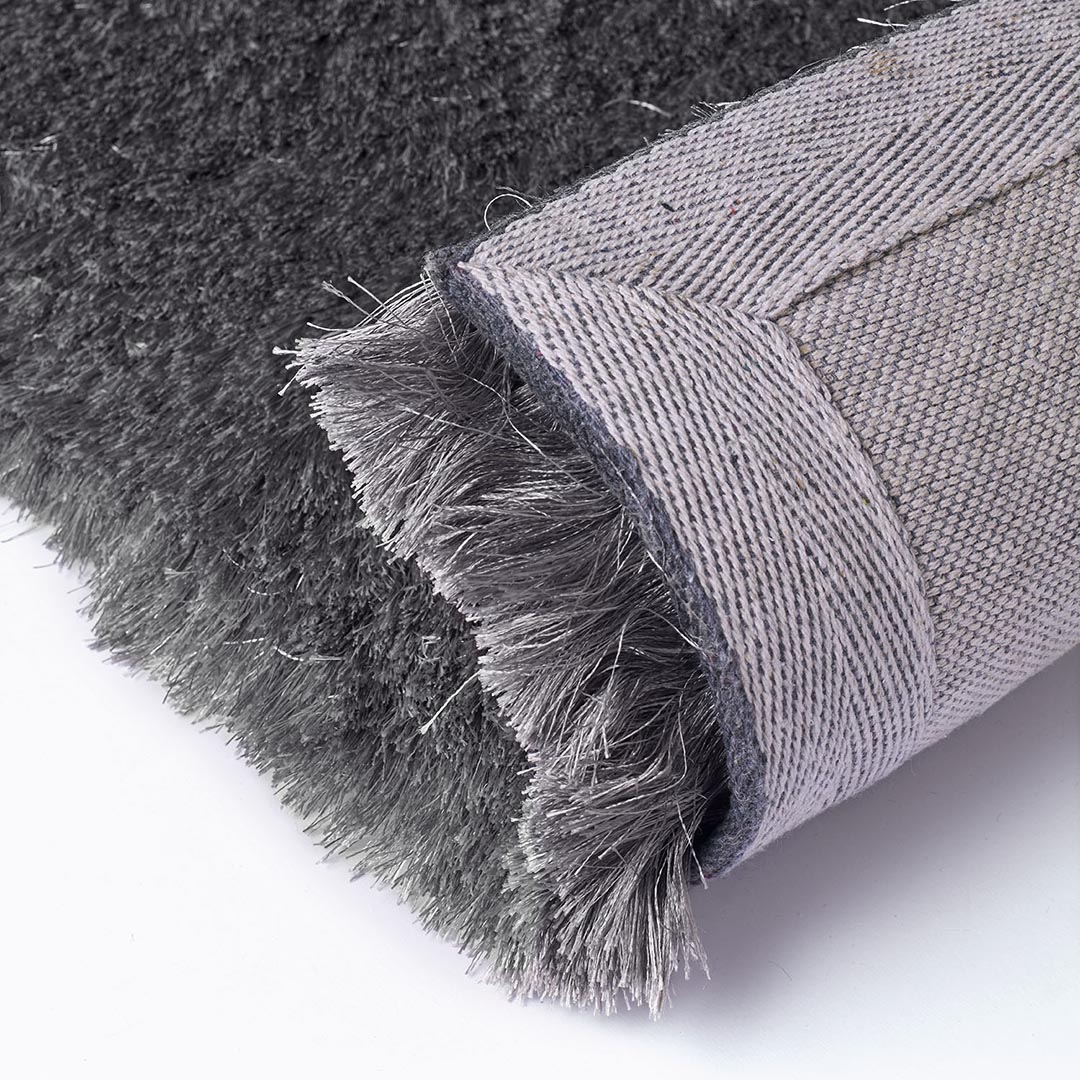 Tappeto ASTER GREY: Comfort e Stile Moderno per il Tuo Salotto