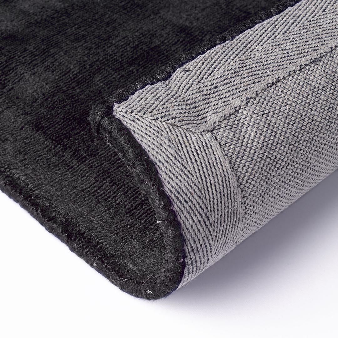 Tappeto Moderno TRENDY SHINY BLACK: Eleganza Assoluta per la Tua Casa