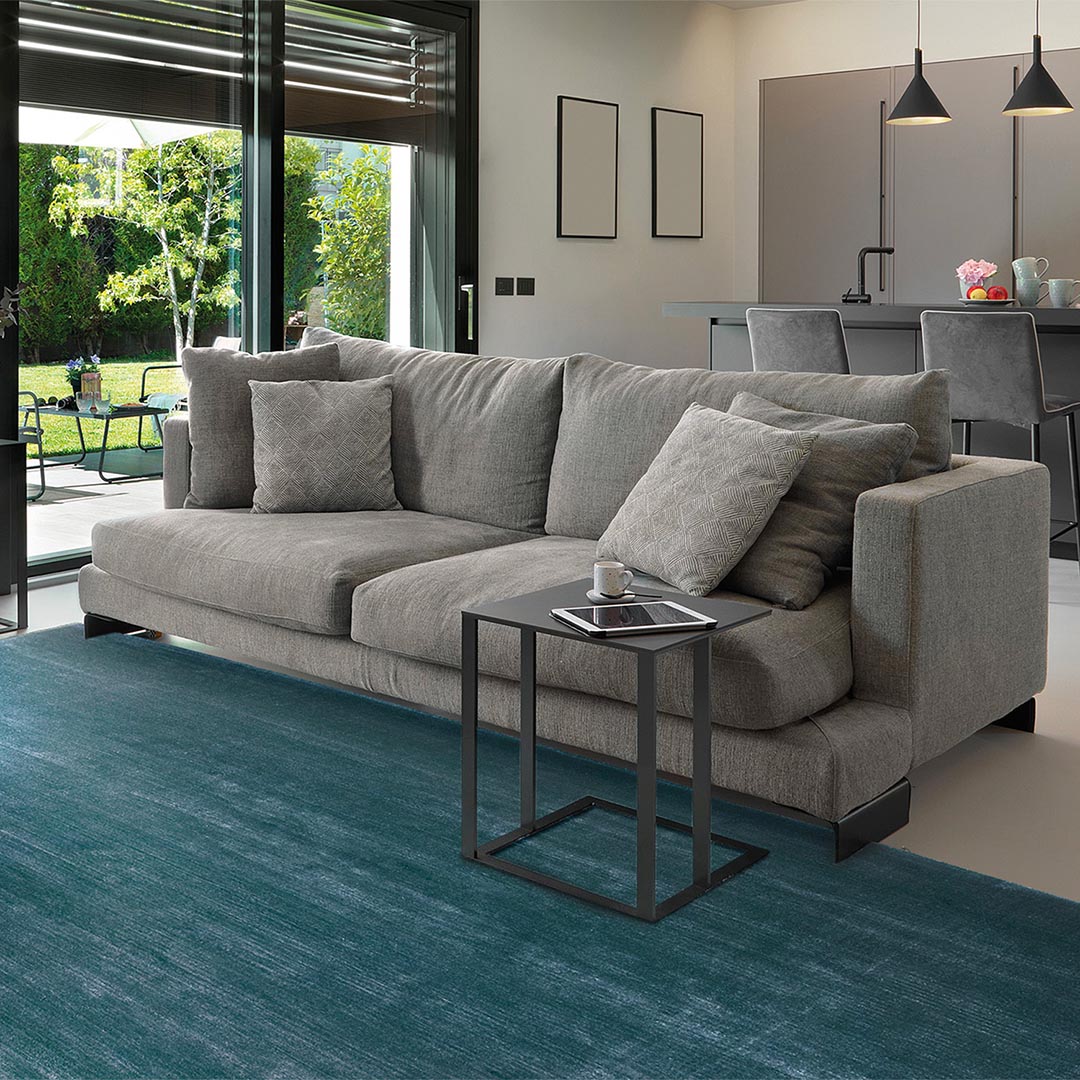 Tappeto Monocromatico EUCALYPTUS TROPICAL GREEN: Eleganza Naturale per i Tuoi Ambienti