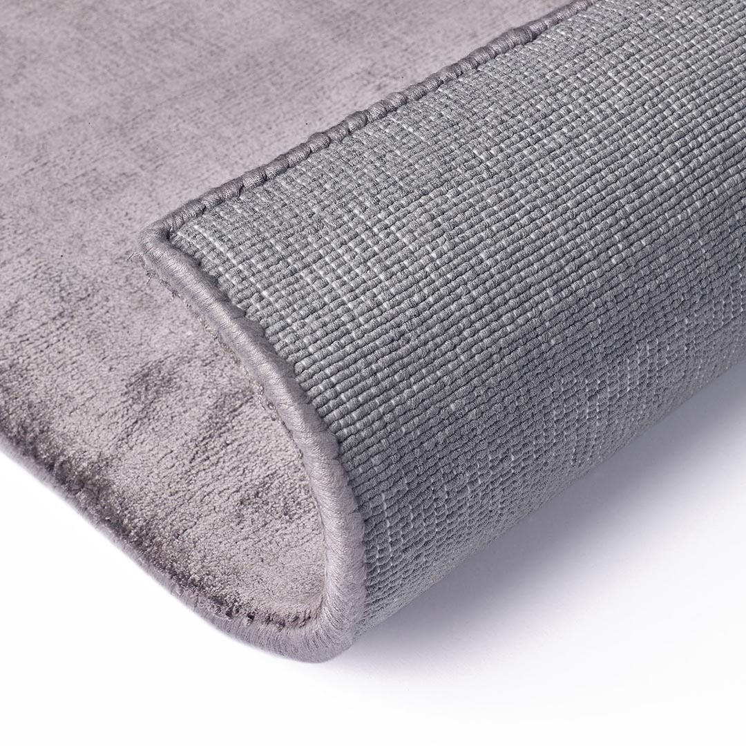 Tappeto LUCE TORTORA: Raffinatezza e Comfort per il Tuo Ambiente