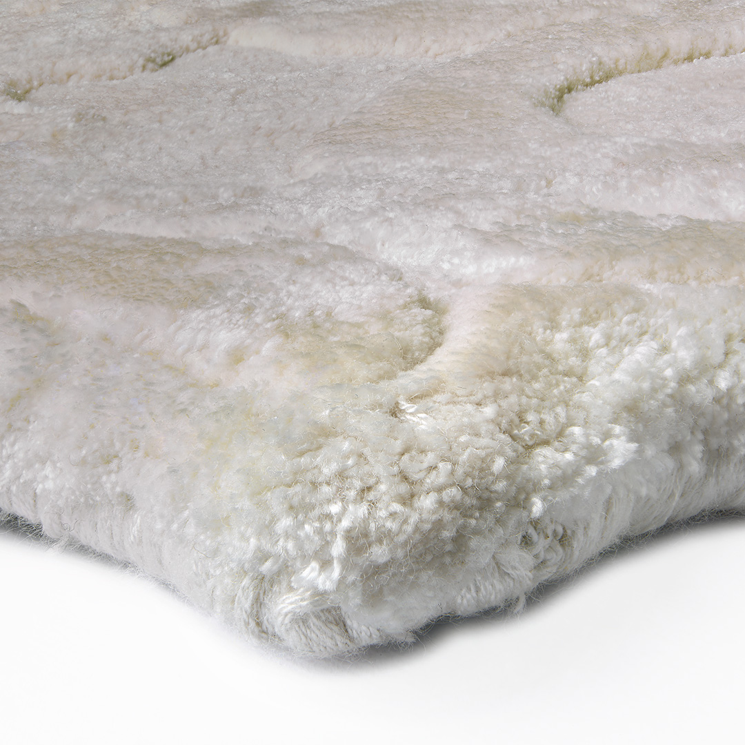 Tappeto DEVOTION – Raffinatezza e Design per un Salotto Moderno