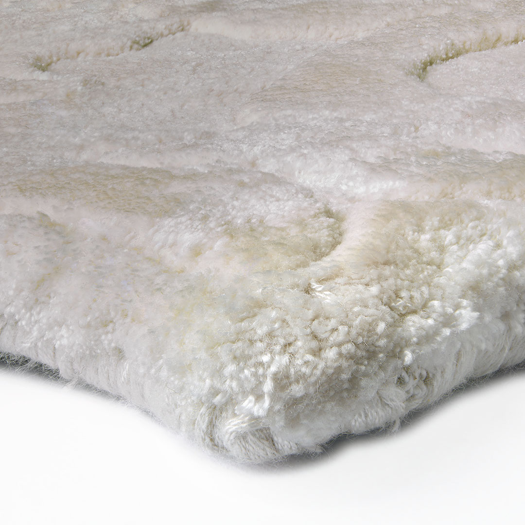 Tappeto DEVOTION – Raffinatezza e Design per un Salotto Moderno