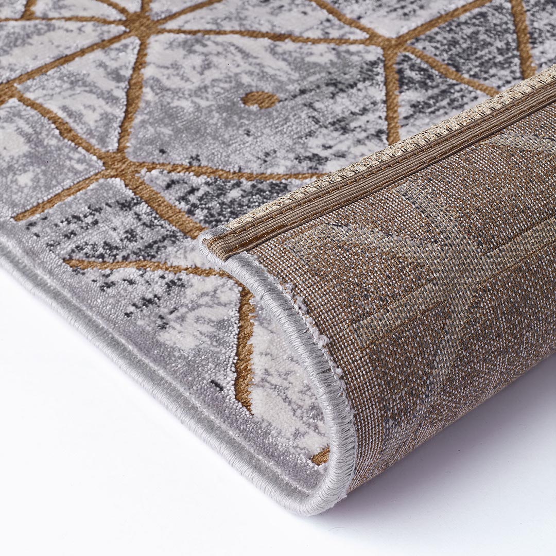 Tappeto GABRIELLE 711Q/Q13: Geometria di Stile per il Tuo Soggiorno