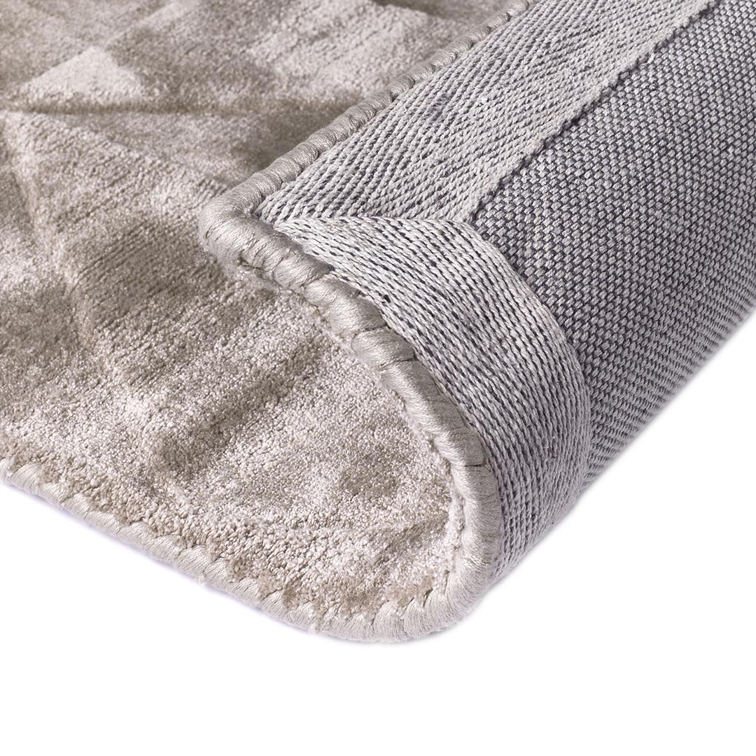 Tappeto CARAVAGGIO VISONE: Eleganza e Comfort per Ambienti Moderni