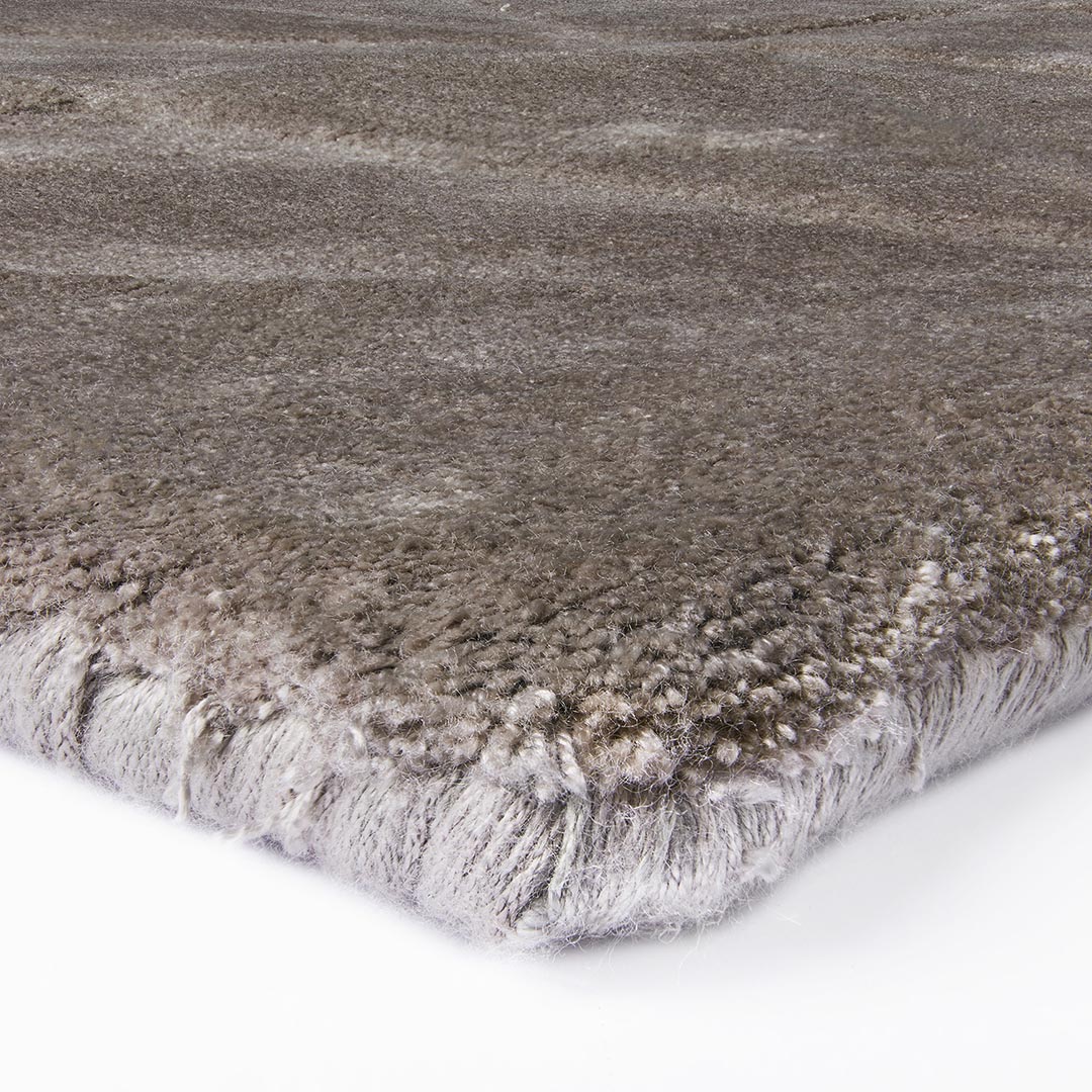 Tappeto CARAVAGGIO VISONE: Eleganza e Comfort per Ambienti Moderni