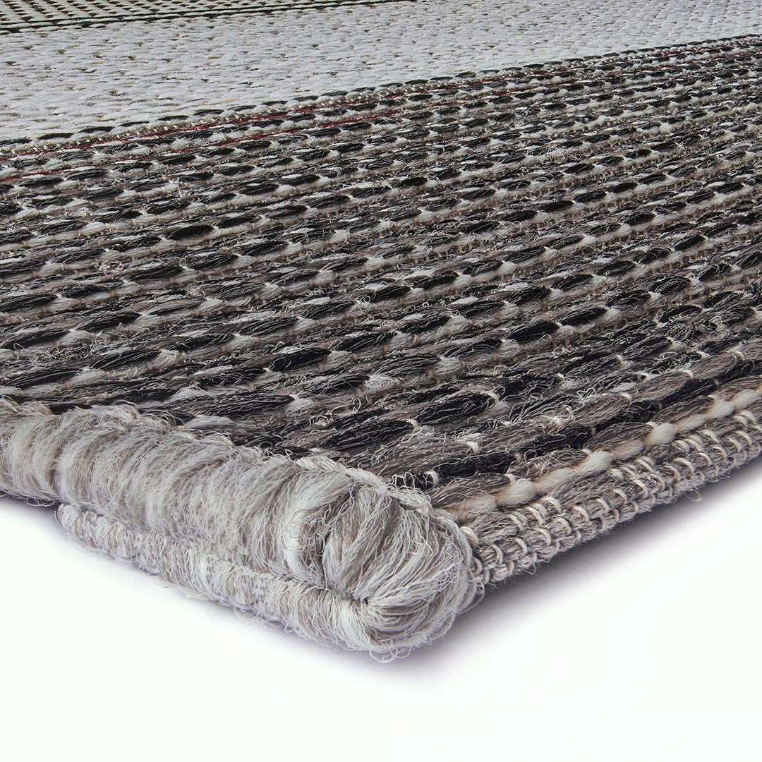 Tappeto BRIGHTON 980037/9010/96: Stile Moderno e Versatilità per Interni ed Esterni