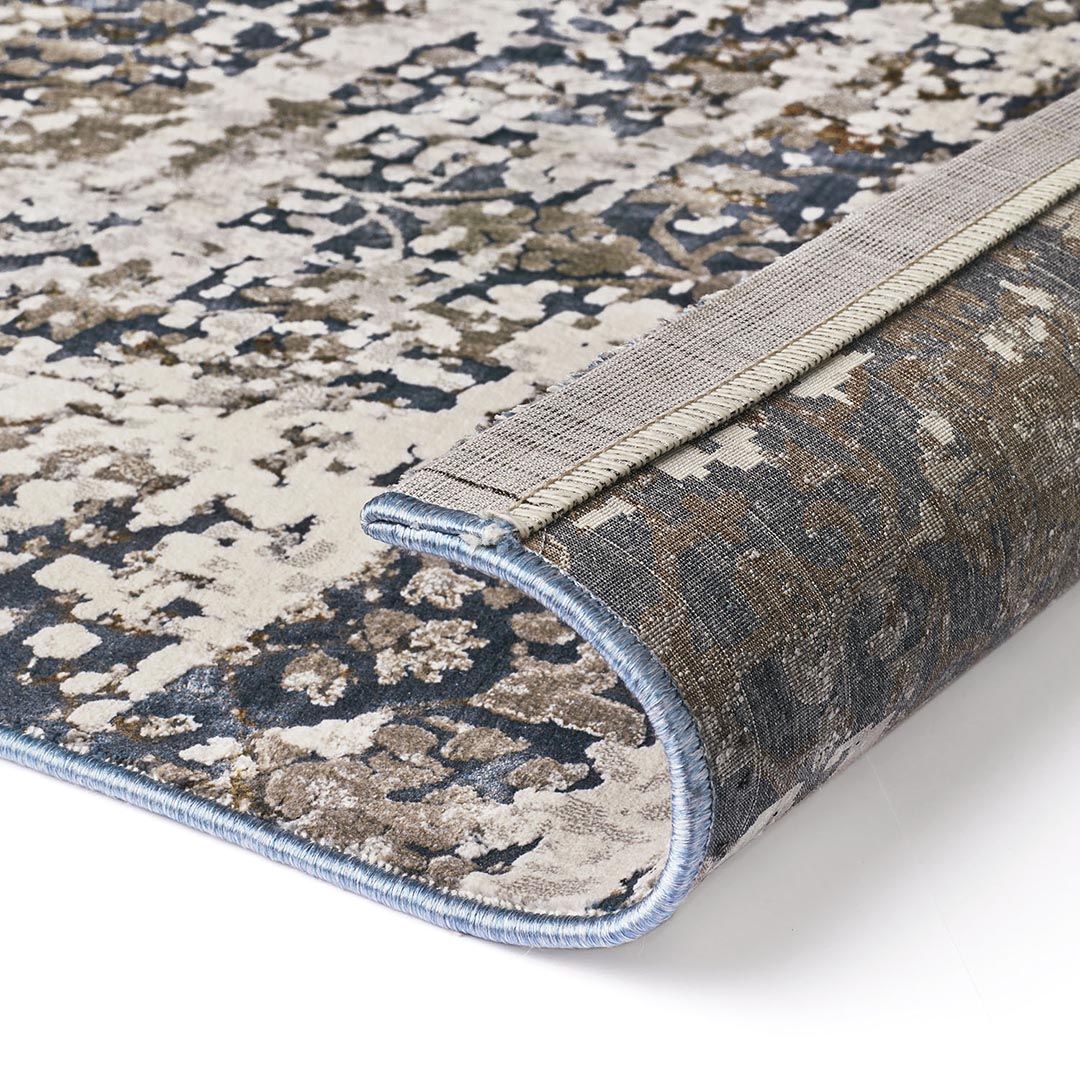 Tappeto VANITY 5501/VH2 B: Eleganza Classica con un Tocco Moderno