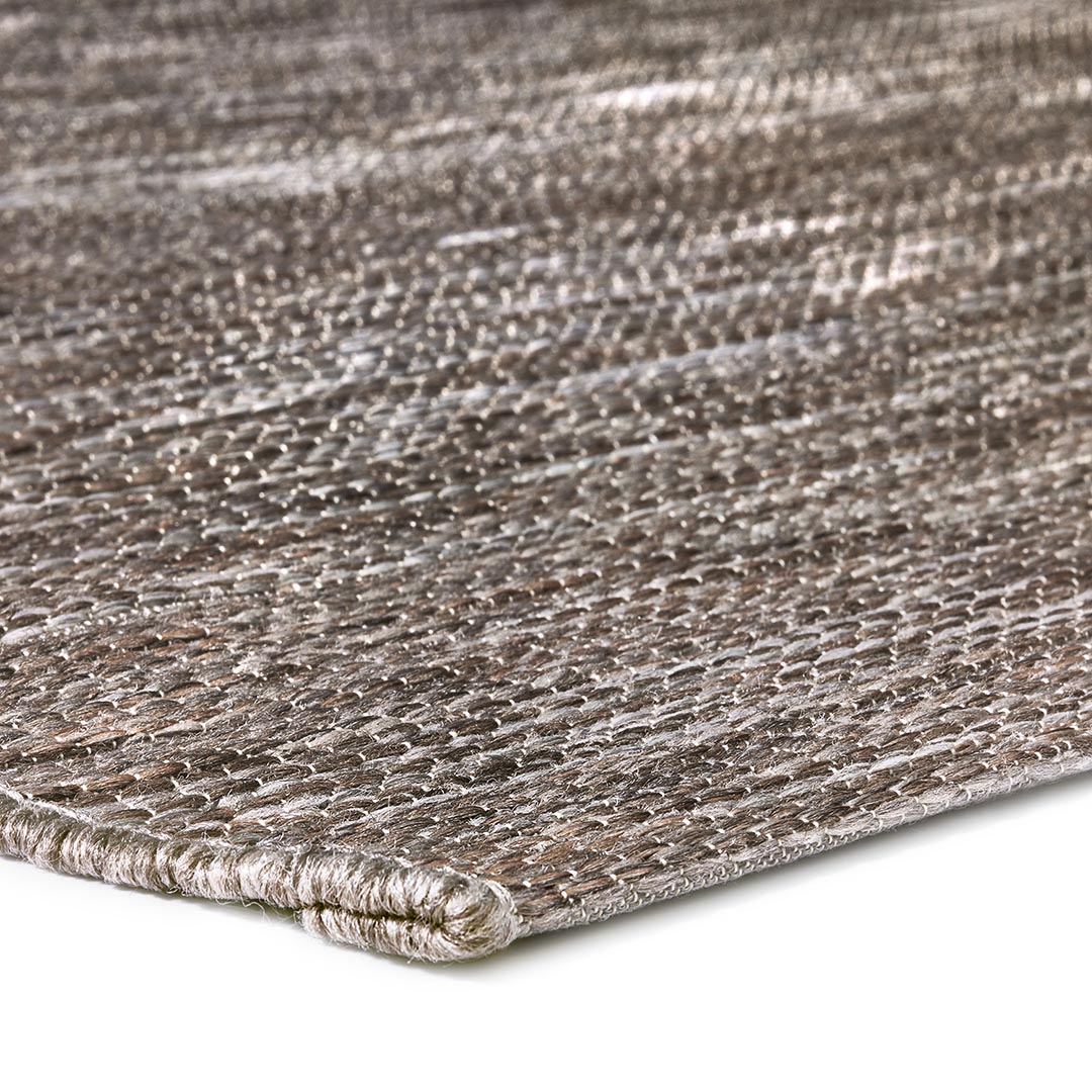 Tappeto BRIGHTON 422 ANTRACITE: Raffinatezza e Versatilità per Interni ed Esterni