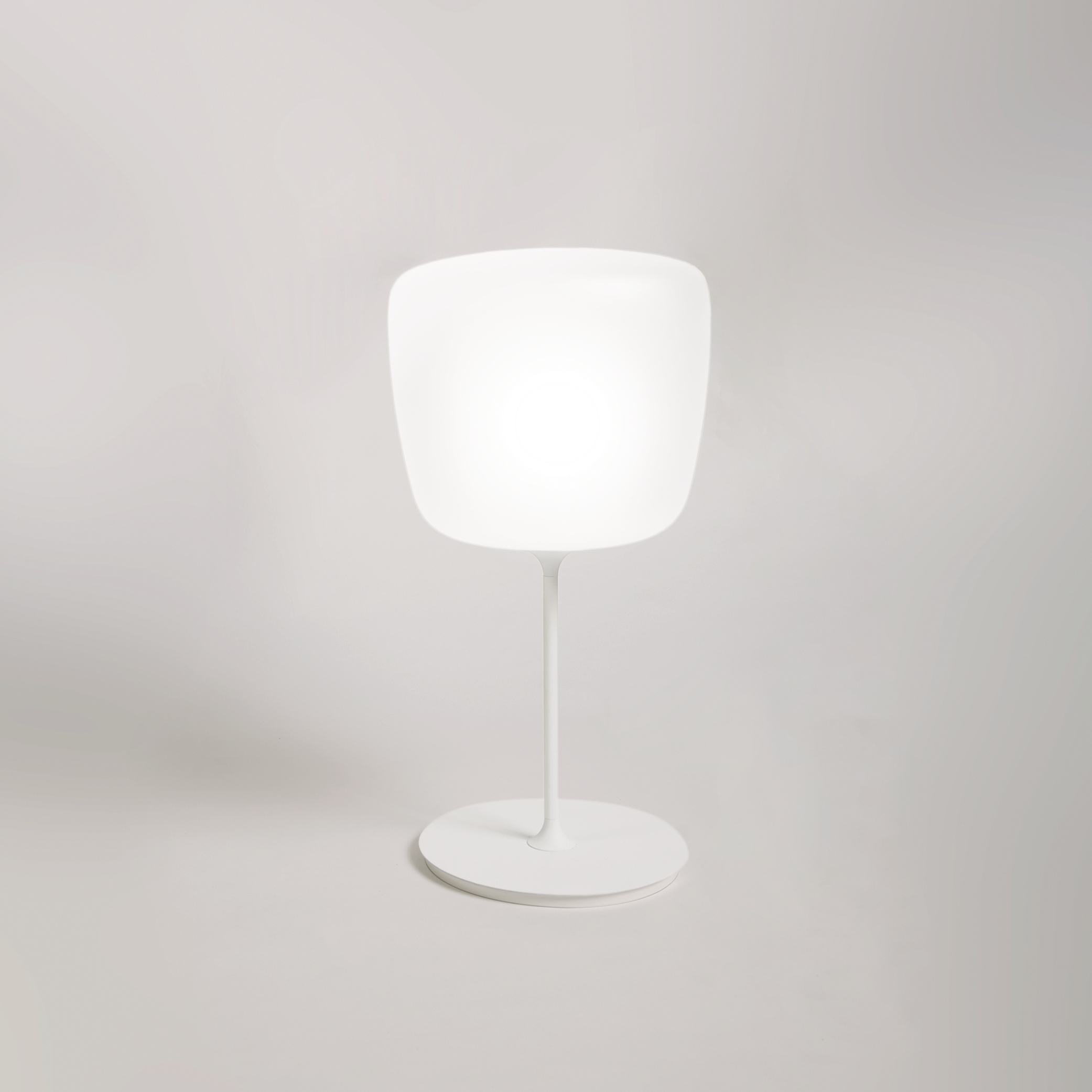 ETHEREA LAMPADA DA TAVOLO BIANCO 1X18W LED E27