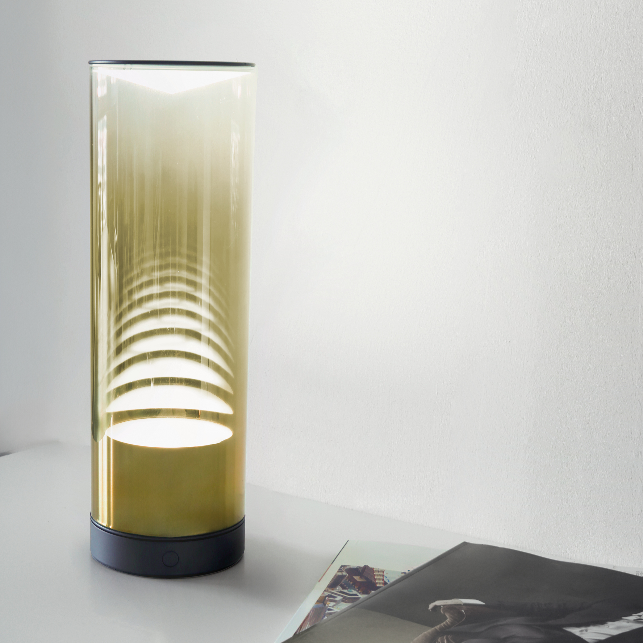 GLAZES DA TAVOLO PORTATILE ORO 5W 2700K-3000K-4000K DIMMERABILE