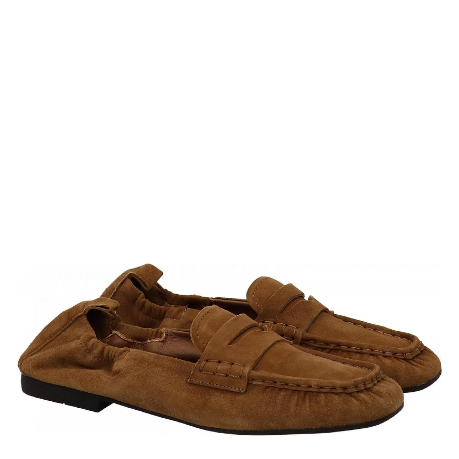WOMAN SUEDE LOAFER