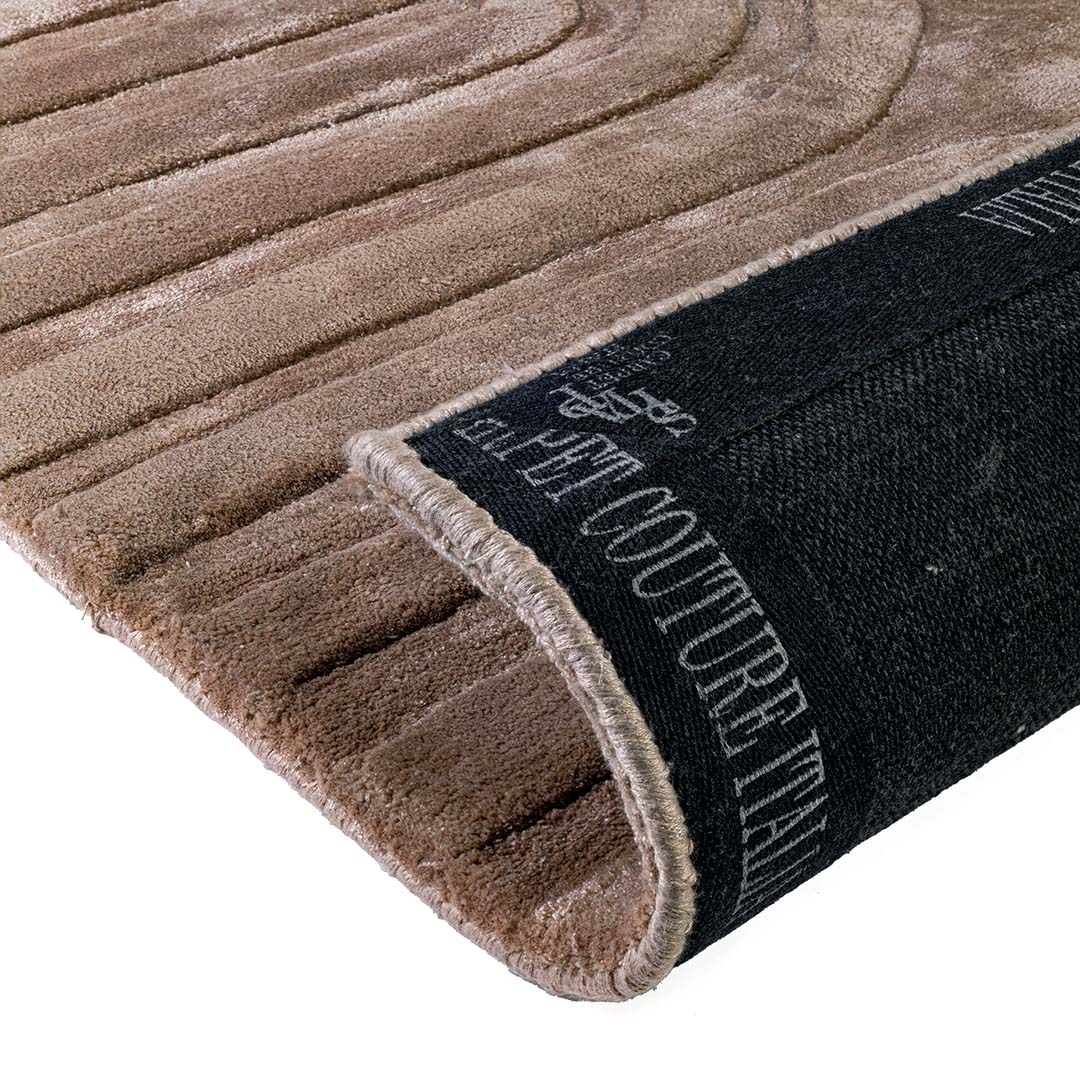 Tappeto SOLEIL VISONE: Raffinatezza e Design per il Tuo Soggiorno