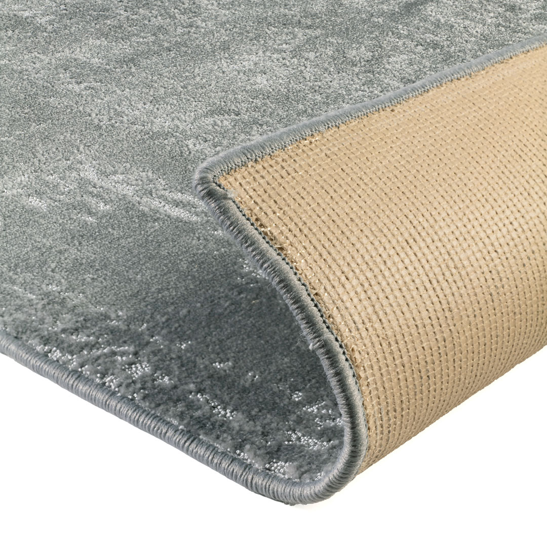 Tappeto VELLUTO FUMO: Eleganza e Modernità per il Tuo Salotto