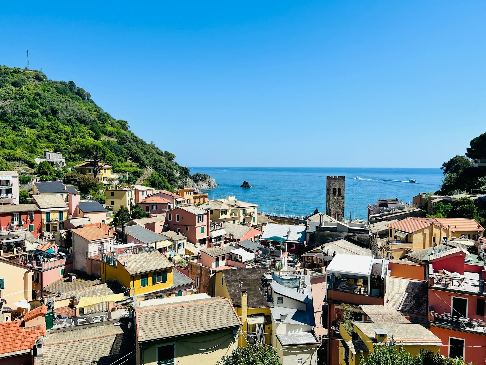 vista dall'alto di monterosso