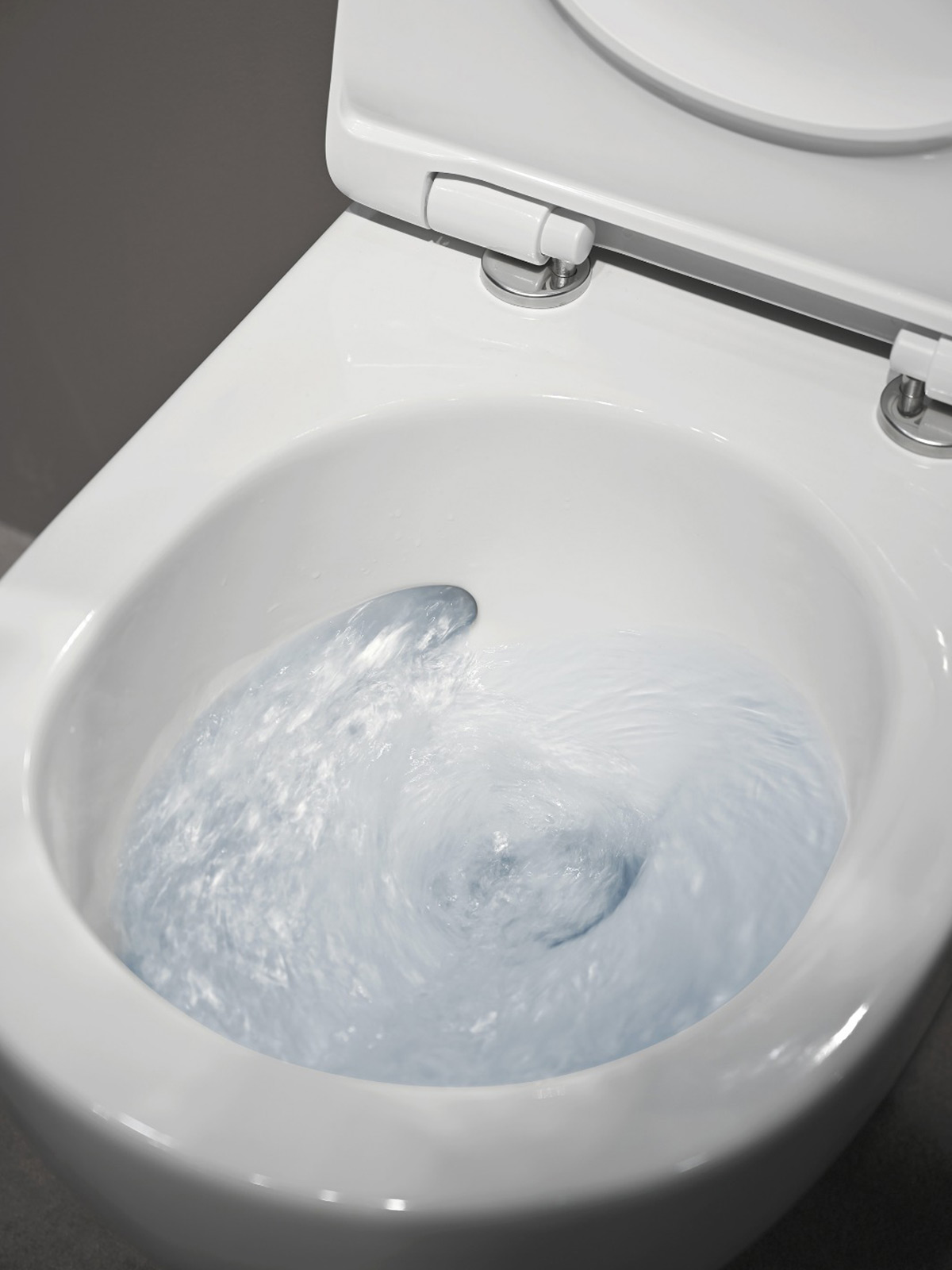 Ensemble FLAMINIA APP GOSILENT : cuvette suspendue avec siège à fermeture progressive et bidet blanc brillant