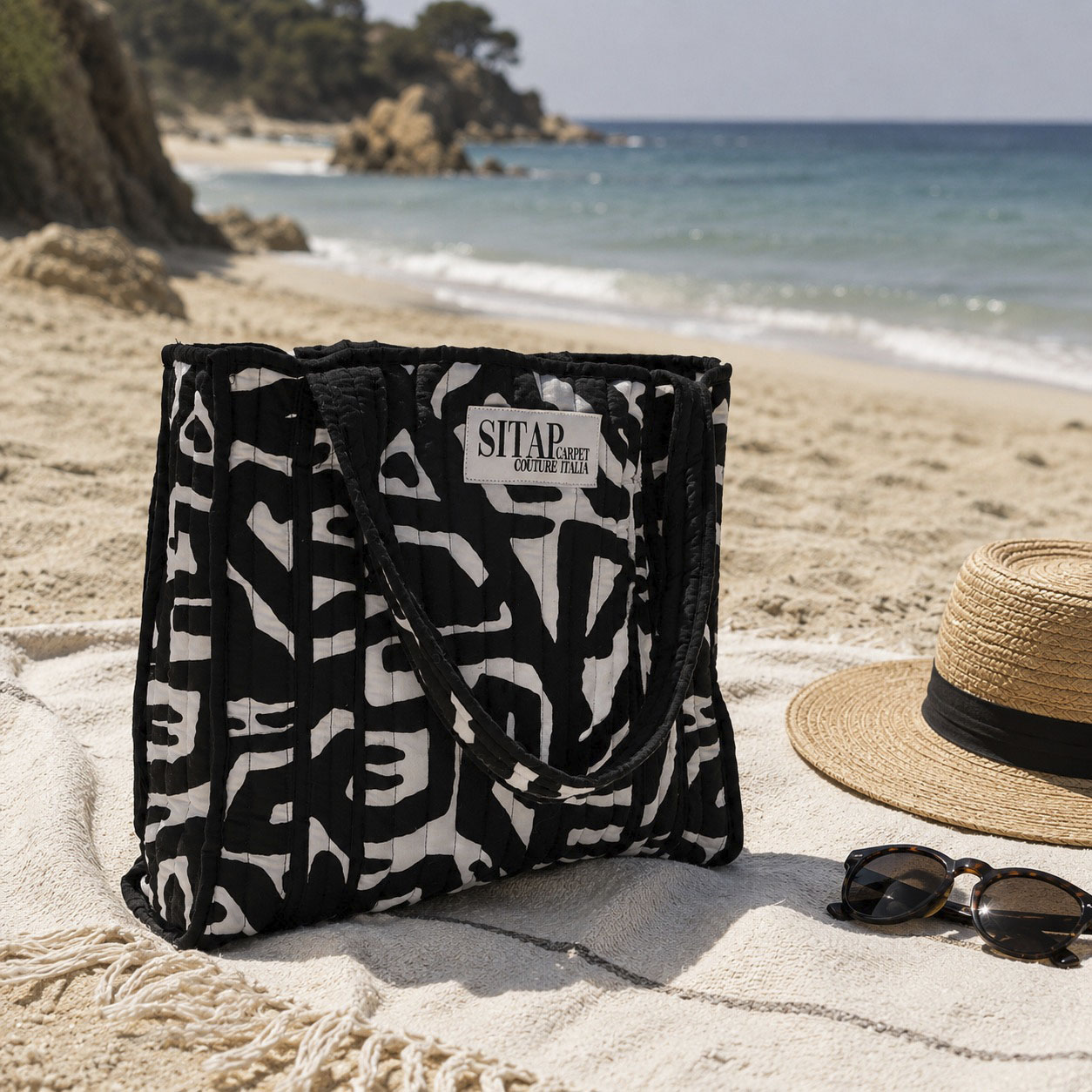 Borsa Tote BLACK AND WHITE – Stile Contemporaneo e Praticità Quotidiana