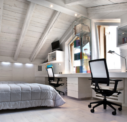 mansarda in legno larice sbiancato