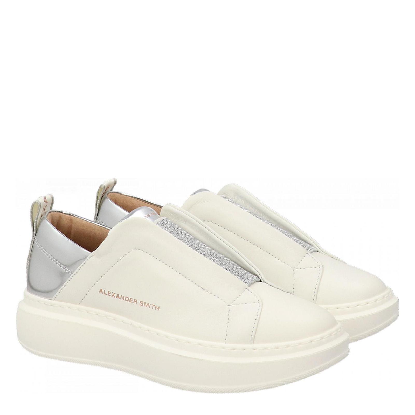 WEMBLEY SLIP-ON