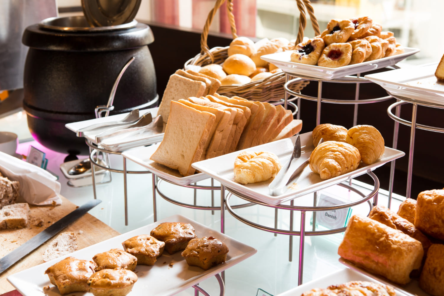 colazione a buffet in b&b