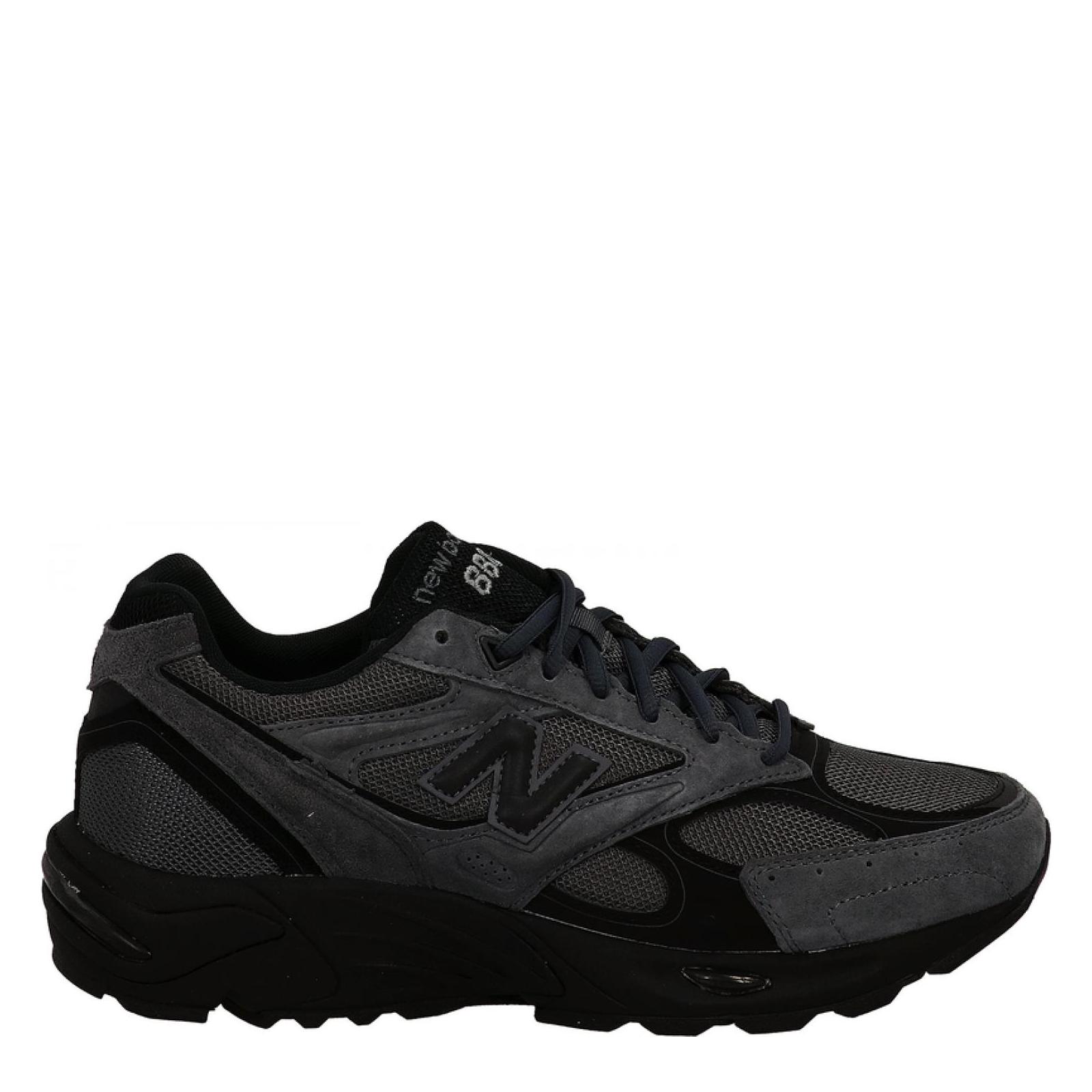 880 magnet-black