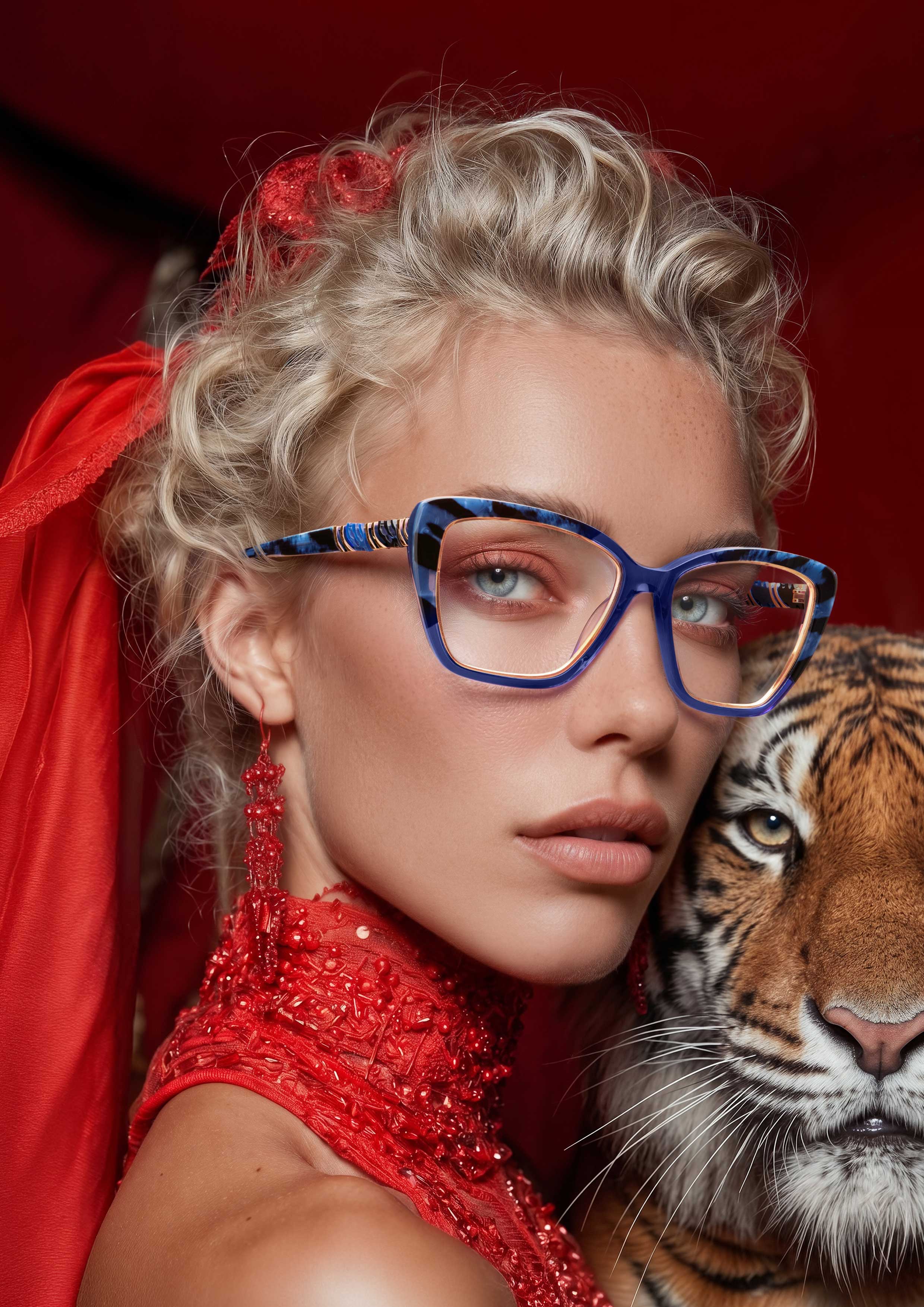 red glasses la matta