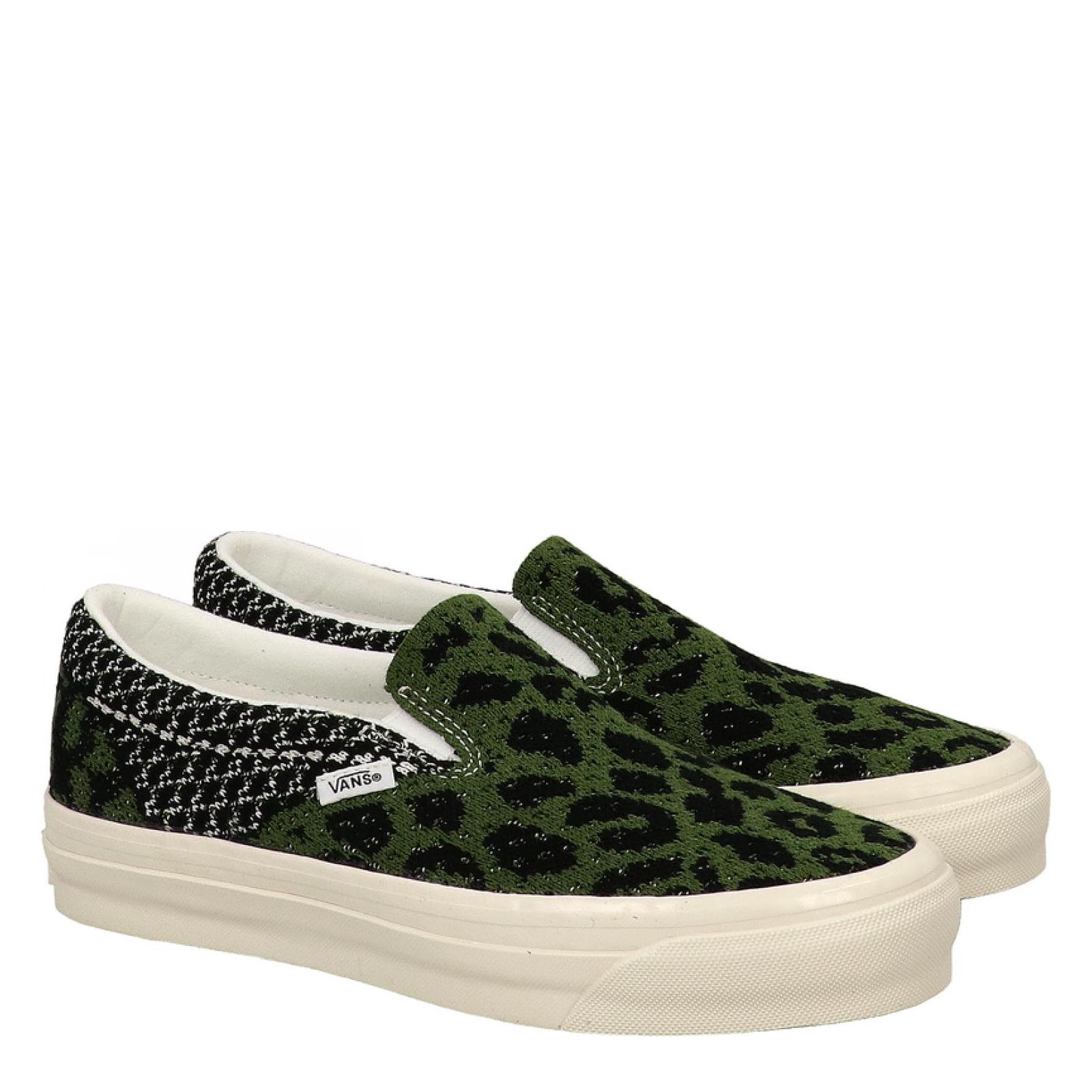 LX CLASSIC SLIP ON 98