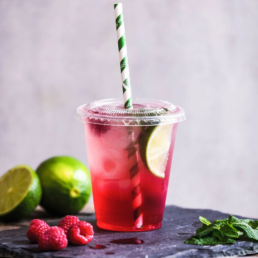 Coperchi piatti in PLA con pre-taglio per cannuccia - D96 - View1