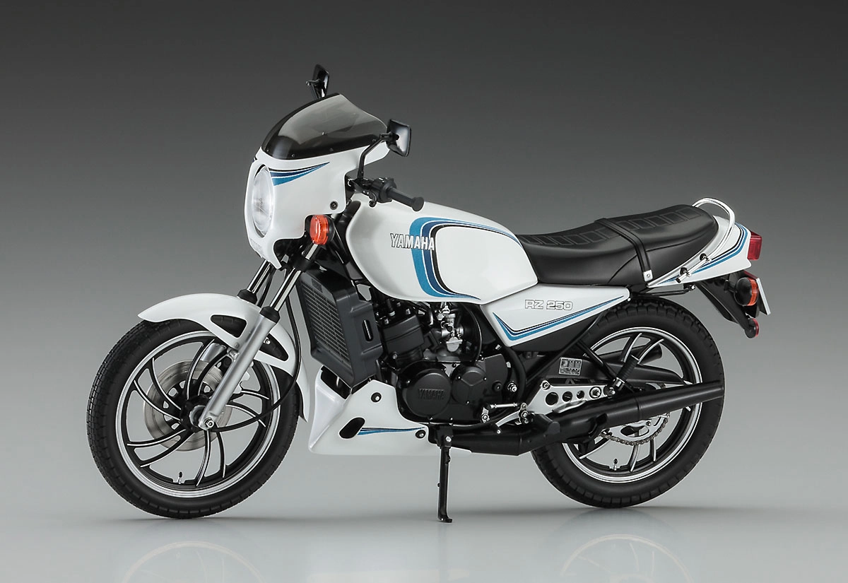 Yamaha RZ250 (4L3) 1/12 - HASEGAWA 21758
