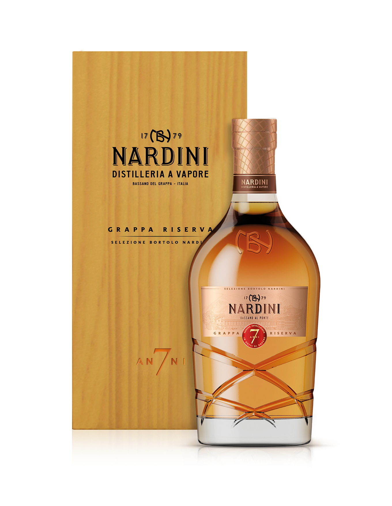 Grappa Riserva 7 anni in elegante confezione di legno