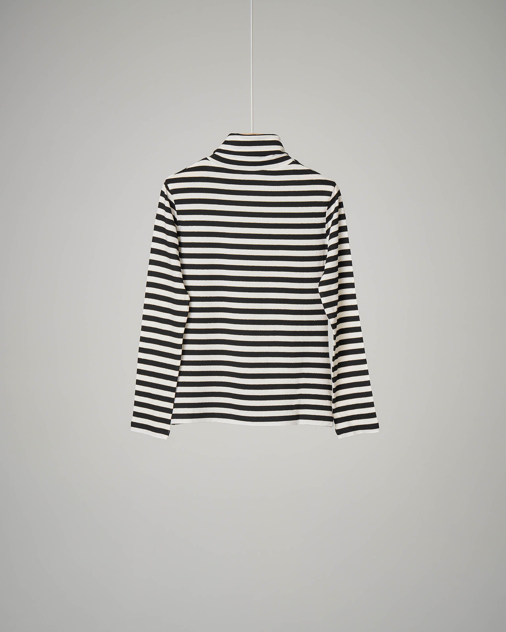 maglietta righe bianche e nere