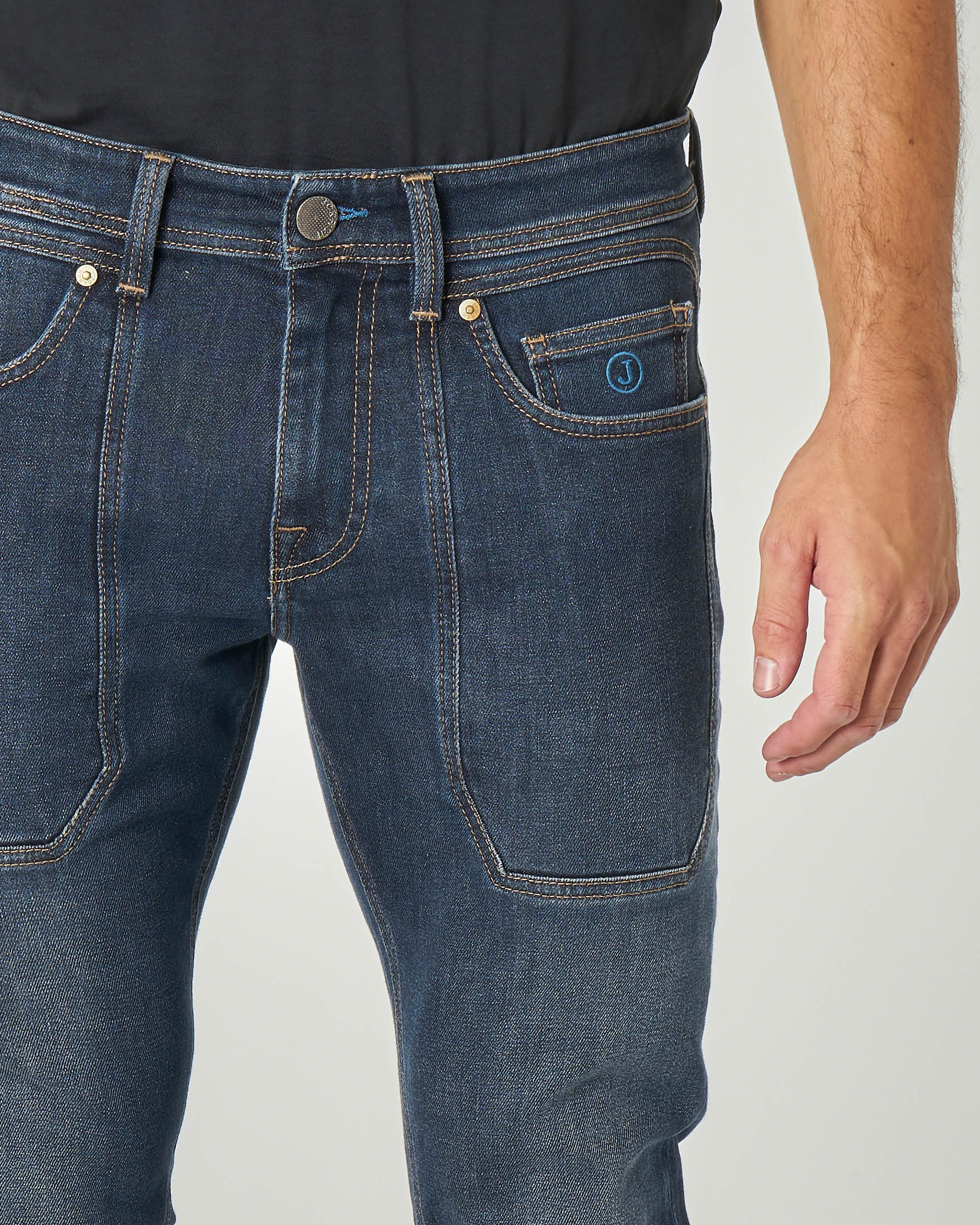 Jeans PA104 con nuova toppa piccola lavaggio blu scuro Pellizzari E