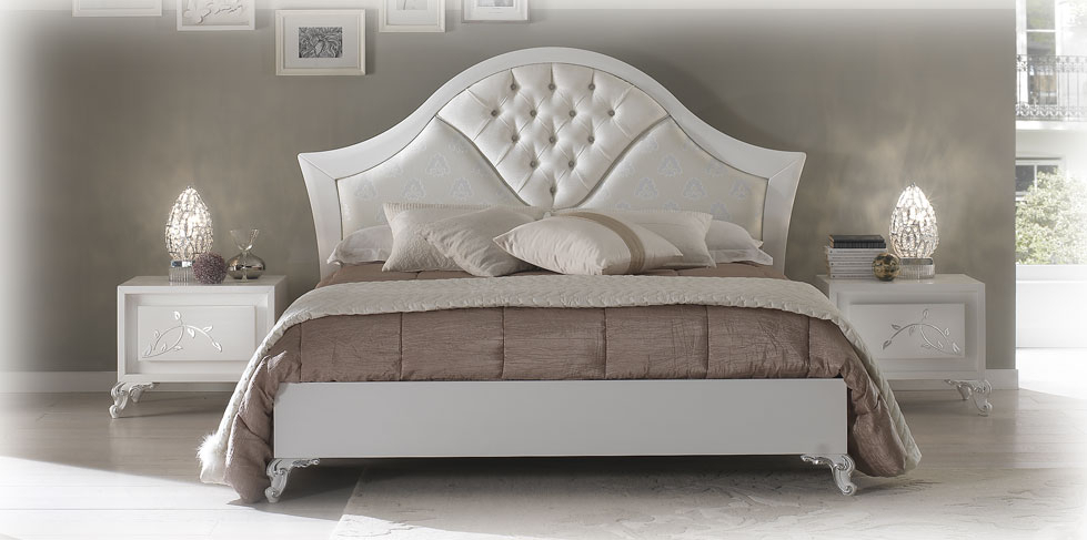 Cama matrimonial lacada con cabecera acolchada ecopiel | Prixdoo.com