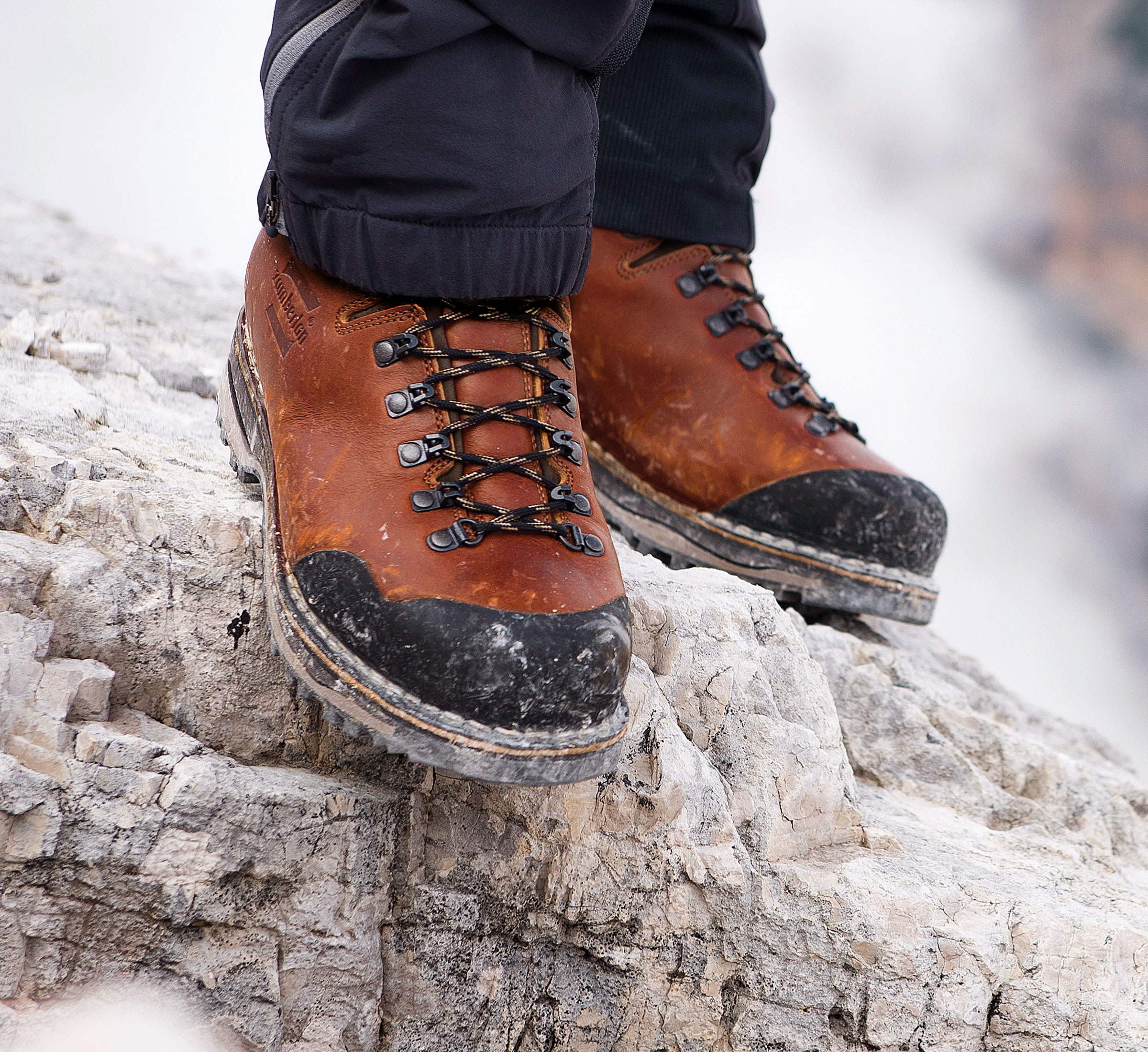 Italian store hiking shoes