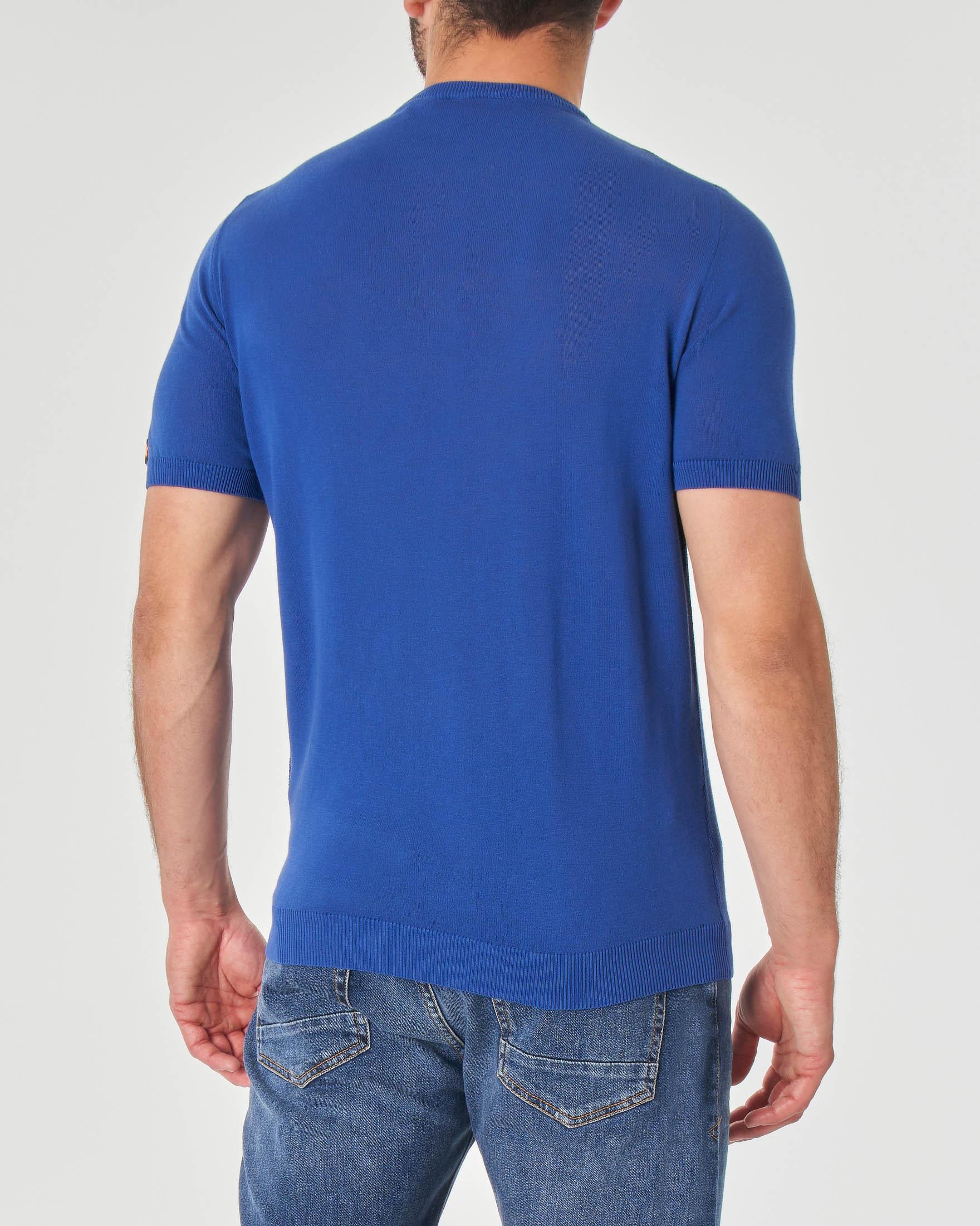 T shop shirt blu