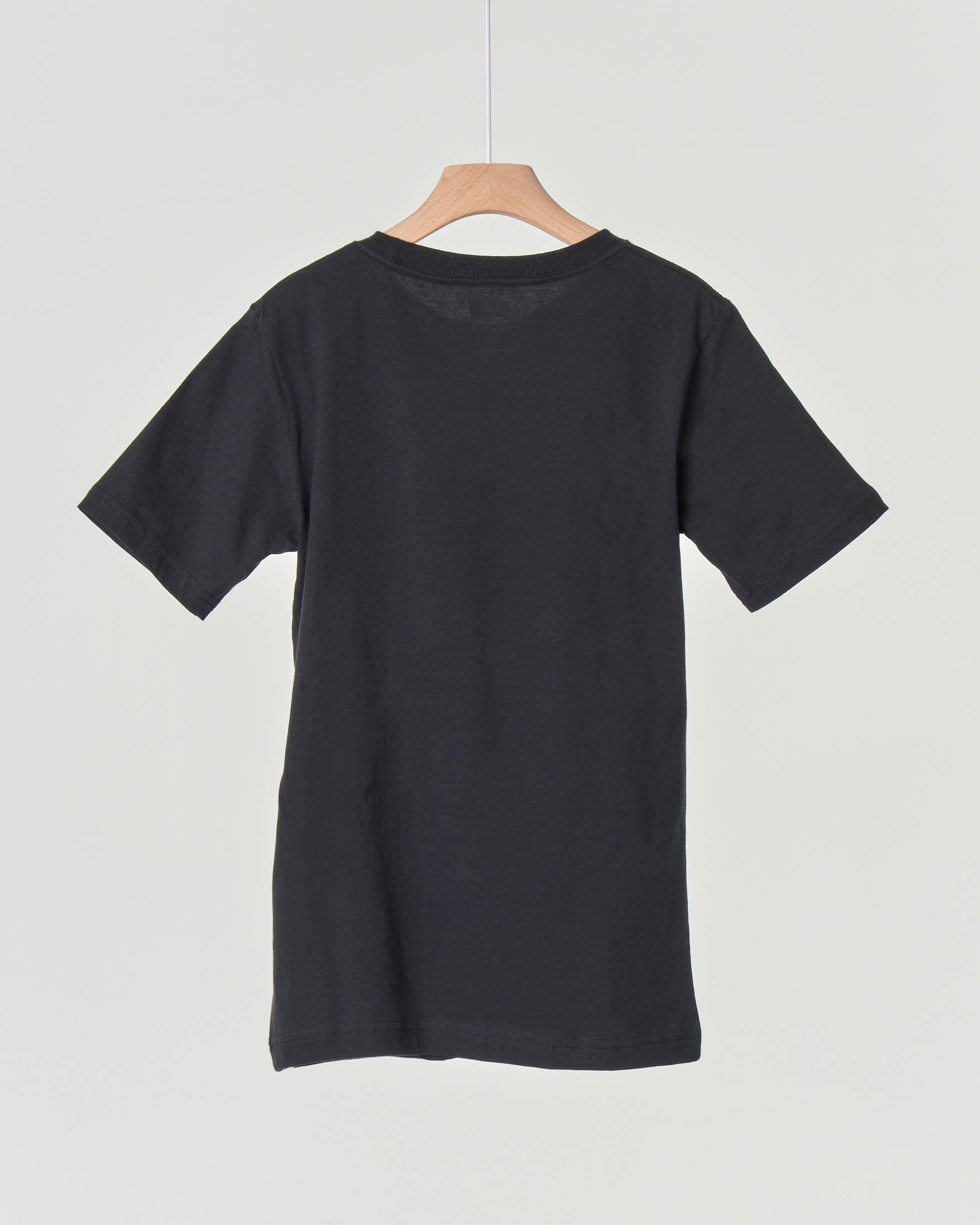 T-shirt Levi's nera mezza manica con logo batwing piccolo 