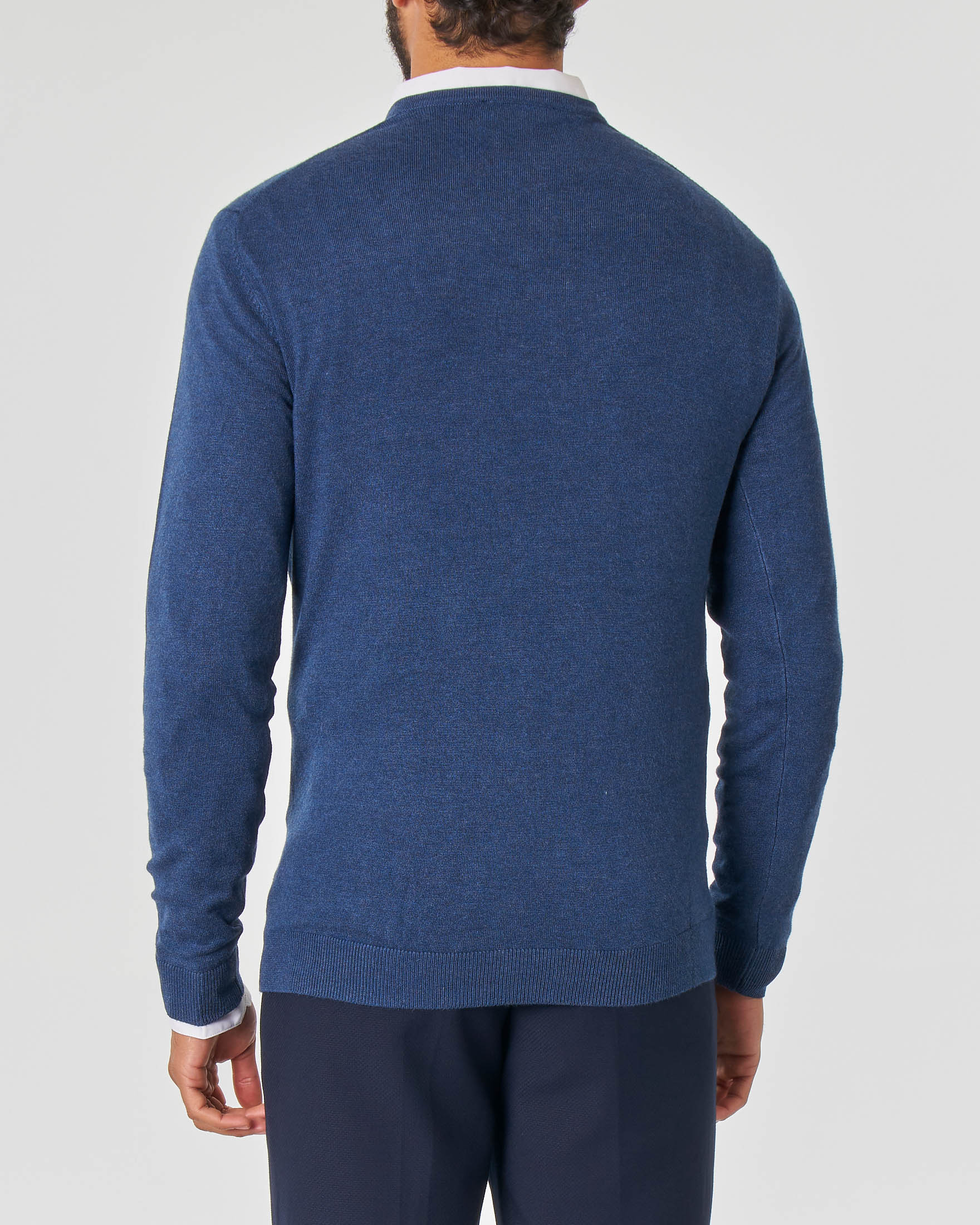 Maglia blu avio scollo a V tinta unita