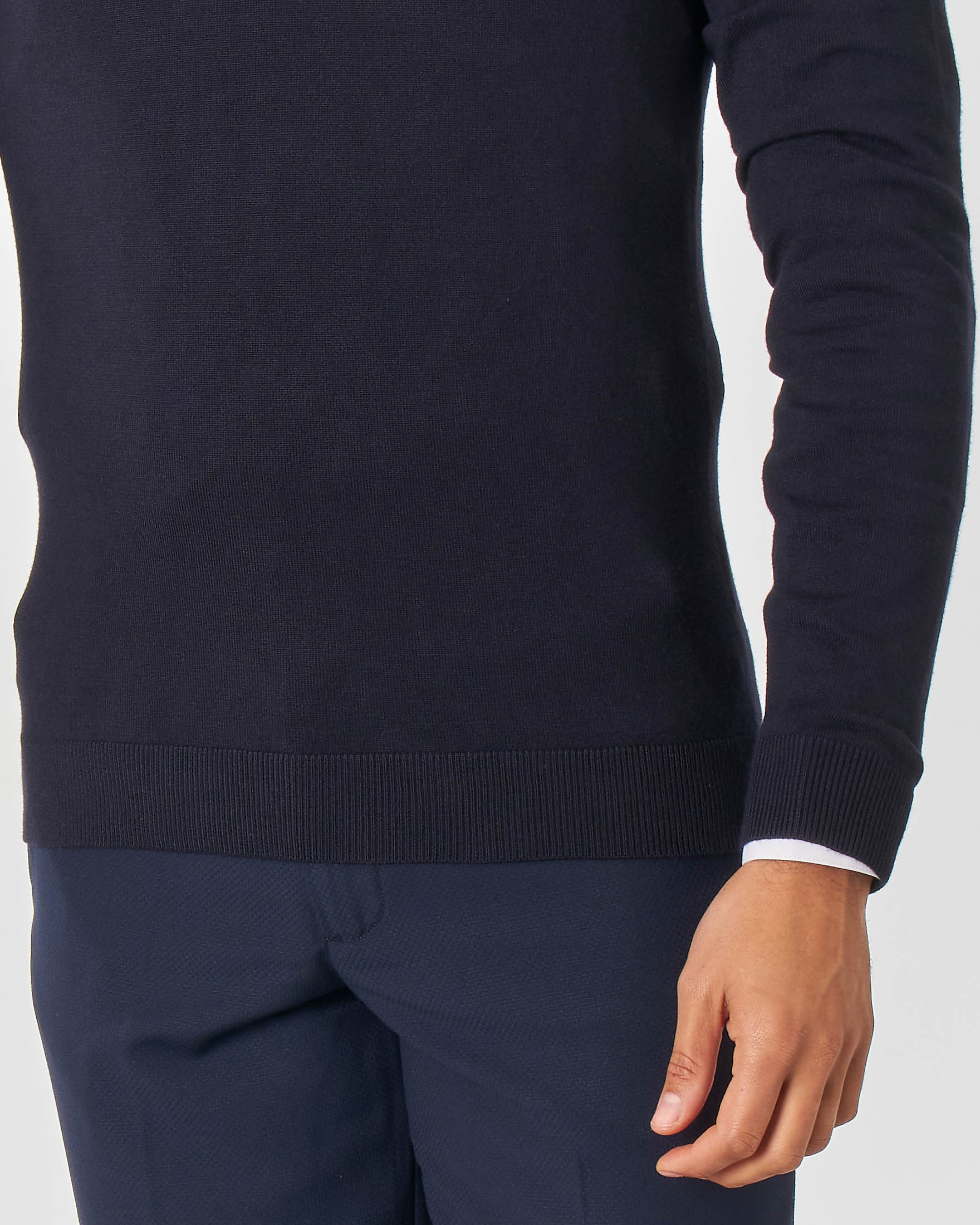 Maglia Paul Baker blu scollo a V tinta unita