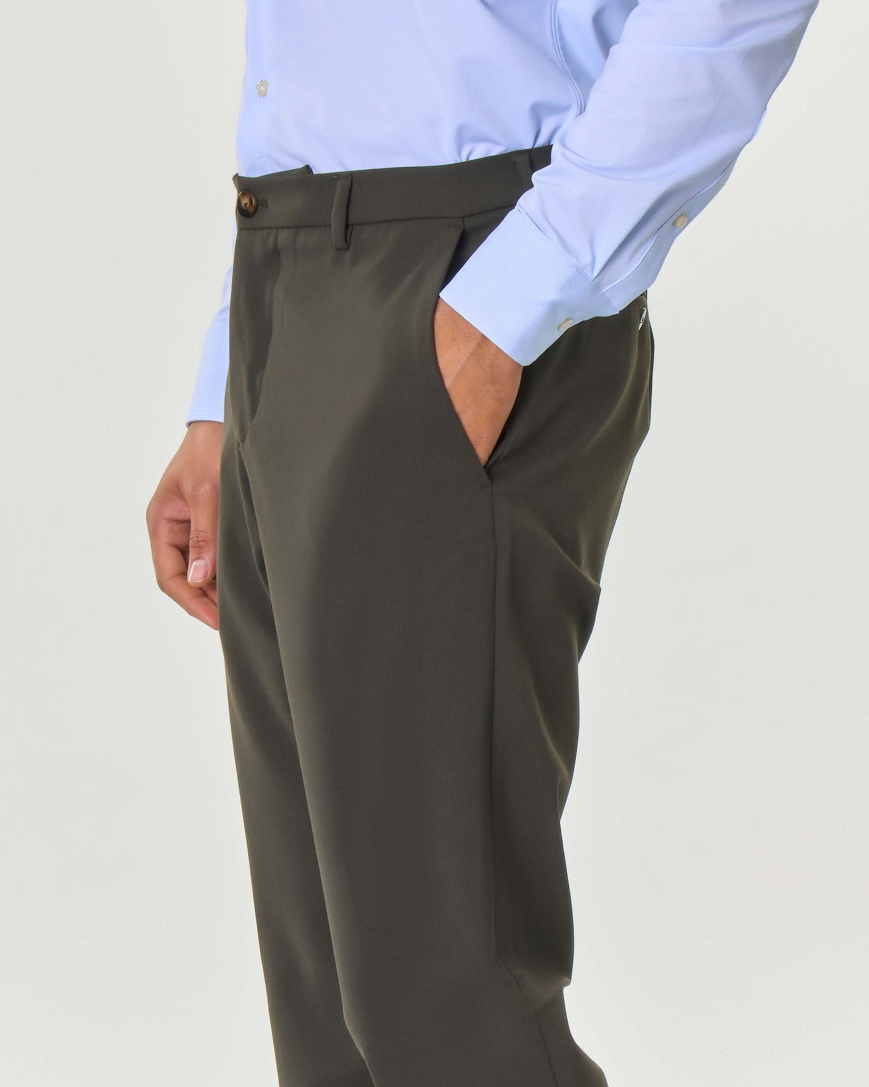 Pantalone chino verde militare in tessuto tecnico hyper comfort di lana