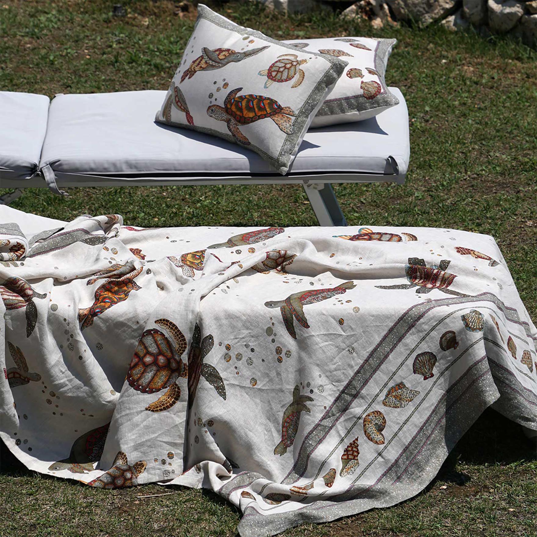 Mezzero in lino stampato a tema tartarughe marine 270x280cm