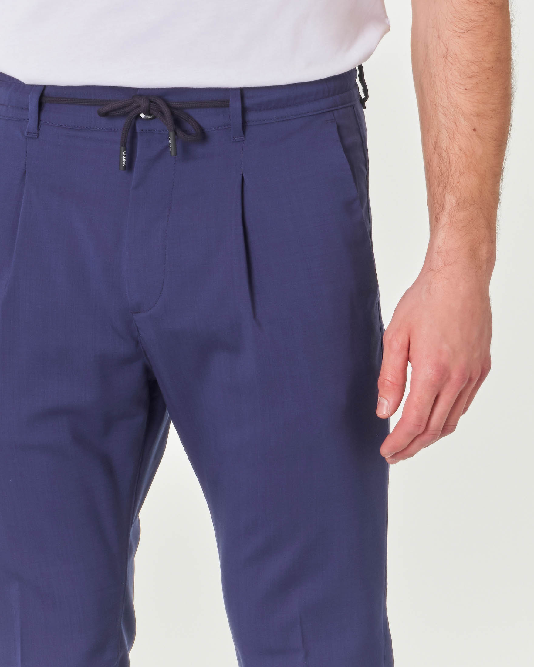 Pantalaccio blu indaco in tela di lana stretch