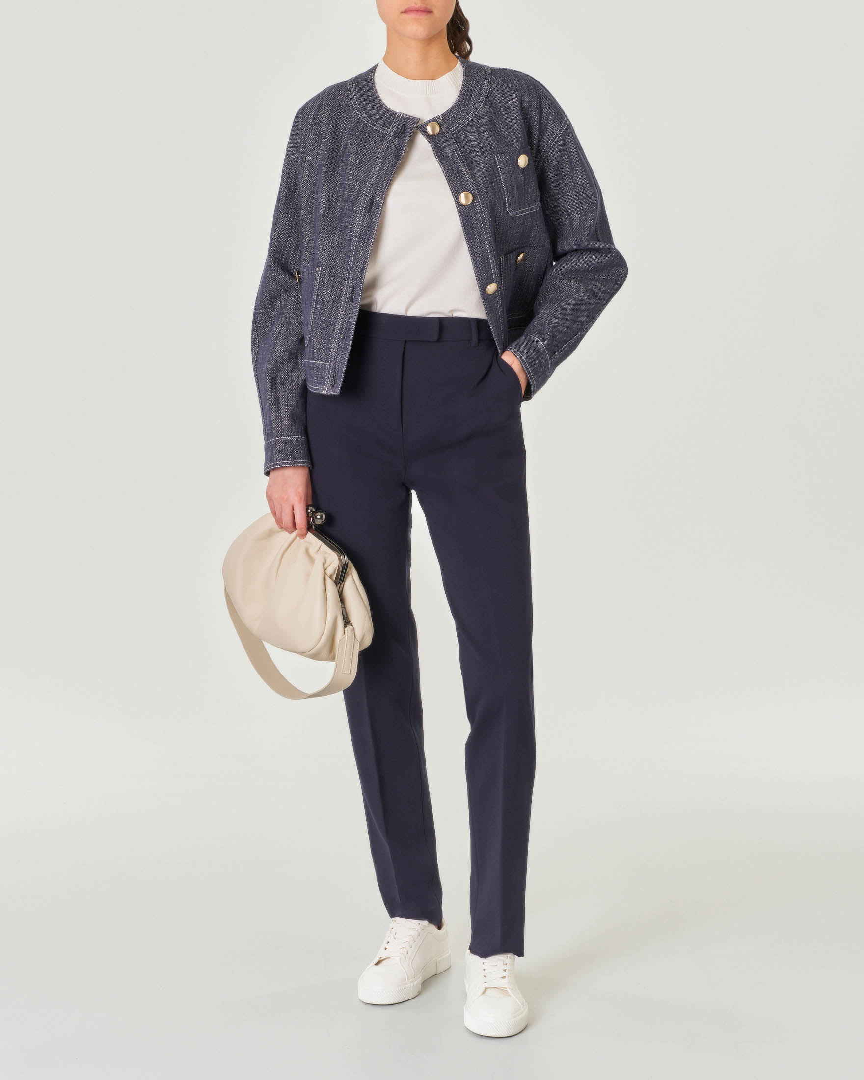 Giacca blu in stuoia di cotone e lino effetto denim senza collo e con bottoni dorati