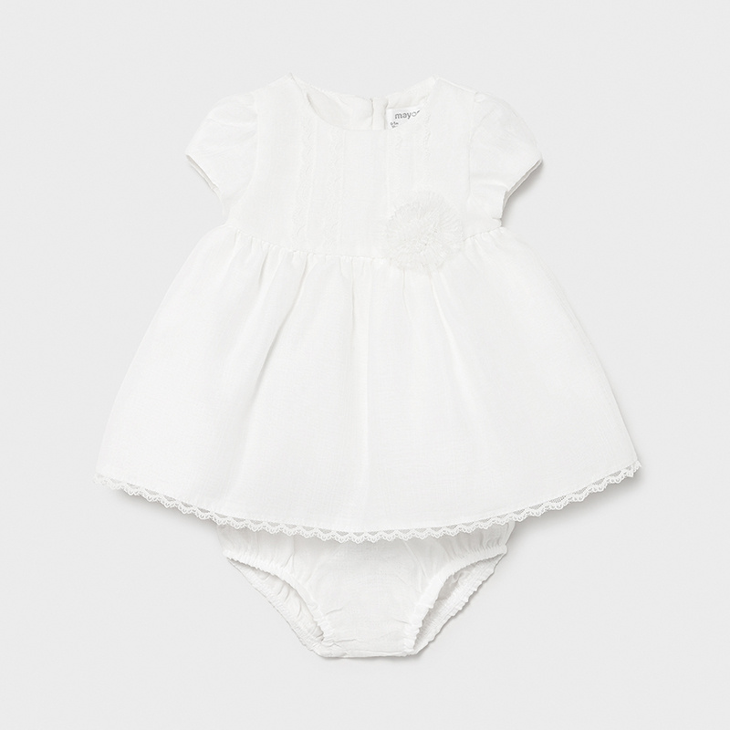 Abitino bianco da cerimonia con applicazione floreale tono su tono e coulotte abbinata 6-18 mesi