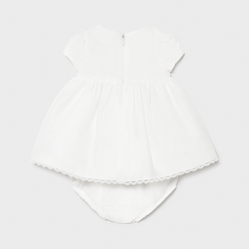 Abitino bianco da cerimonia con applicazione floreale tono su tono e coulotte abbinata 6-18 mesi image